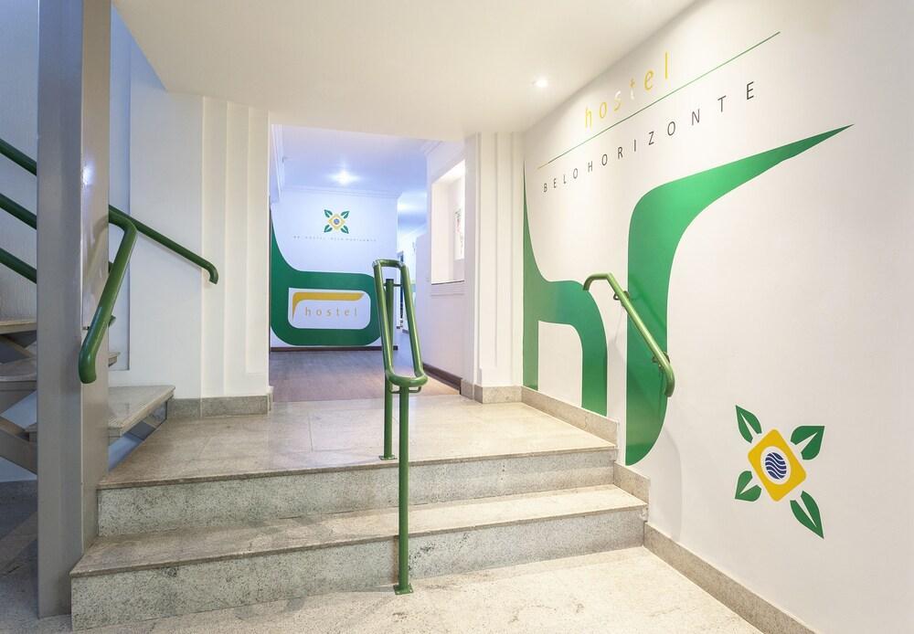 Br Hostel 贝洛哈里桑塔 外观 照片