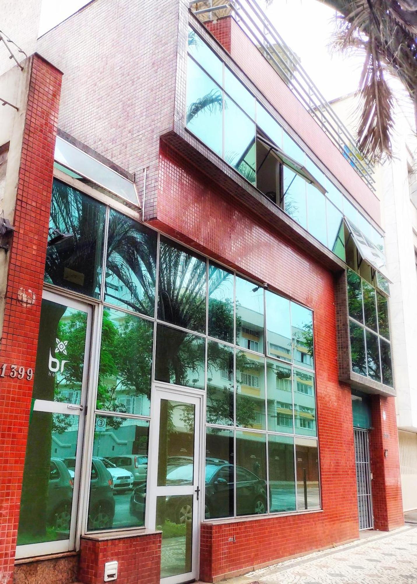 Br Hostel 贝洛哈里桑塔 外观 照片